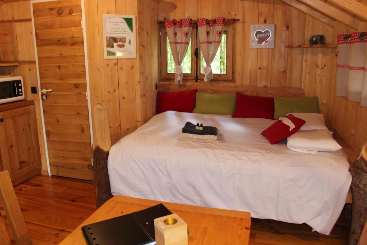Domaine De Syam - Gites, Chambres D'Hotes & Cabanes Exterior photo